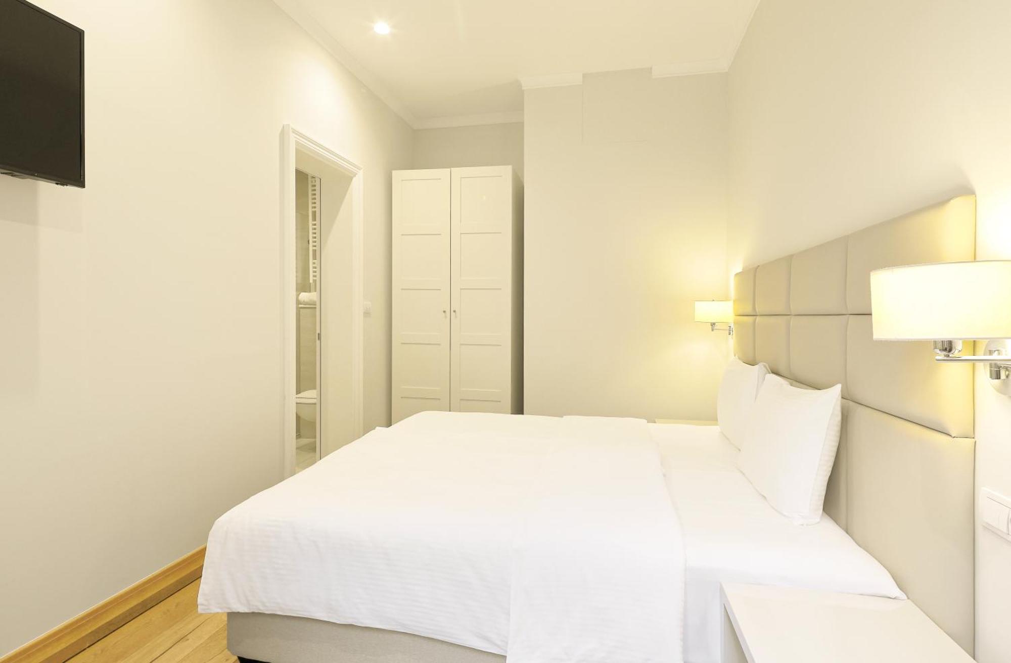Lanterna Rooms City Center Нови-Сад Экстерьер фото