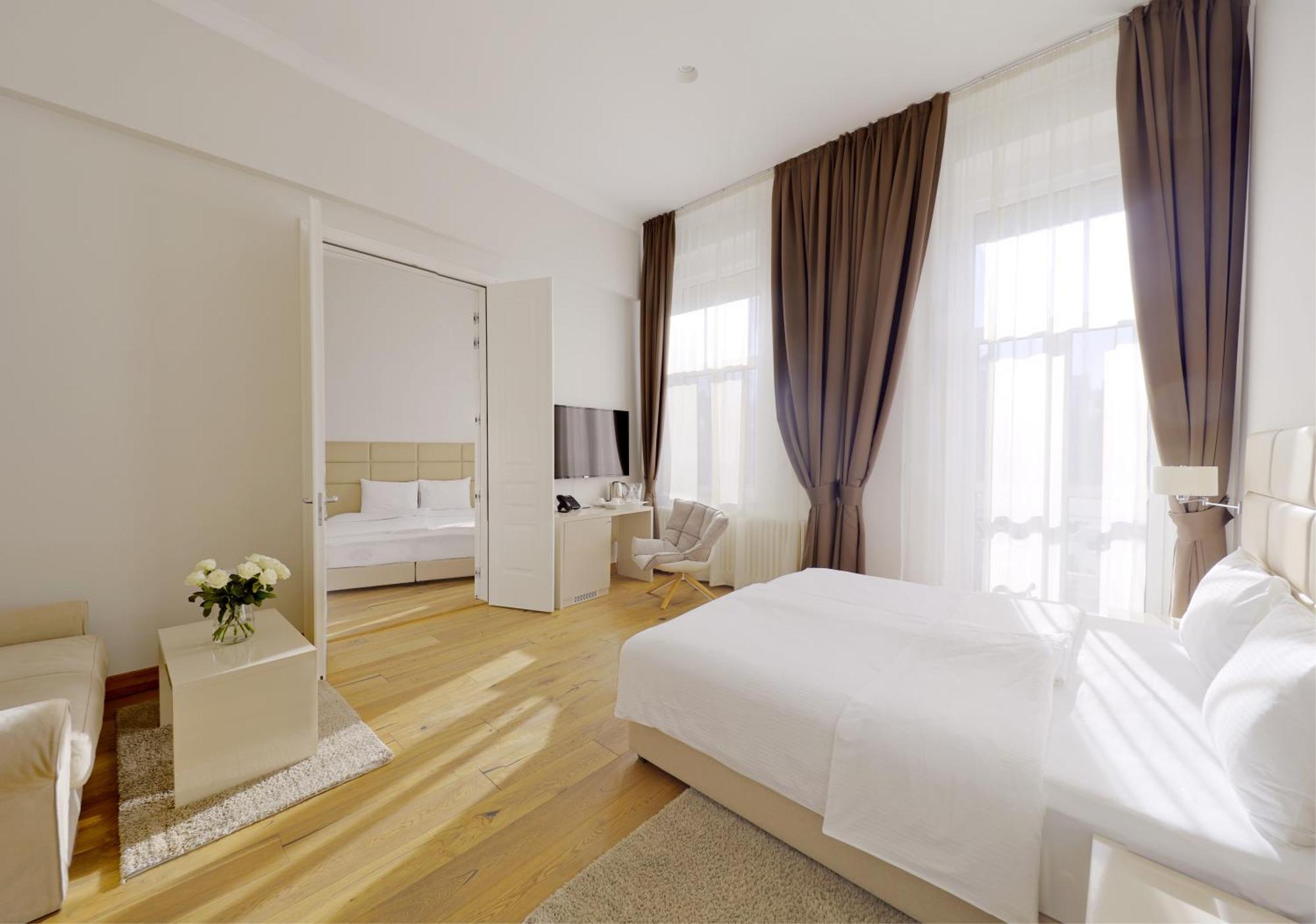 Lanterna Rooms City Center Нови-Сад Экстерьер фото