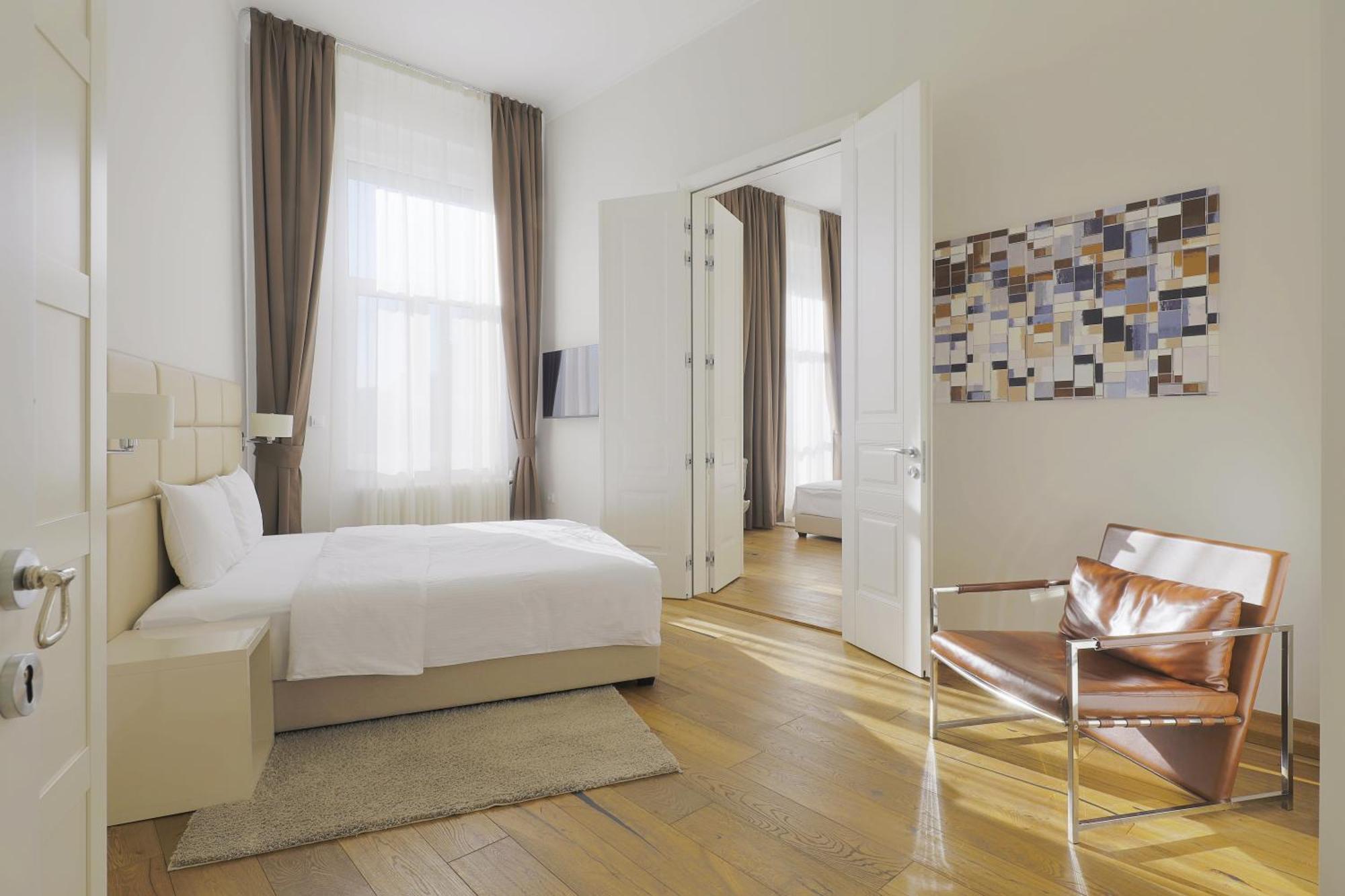 Lanterna Rooms City Center Нови-Сад Экстерьер фото